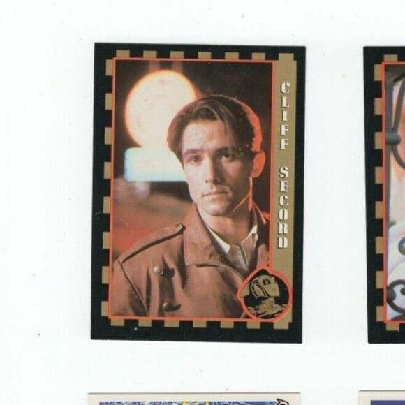 4 Vintage Topps The Rocketeer The Walt Disney Company Trading Cards Sticker 1066 - Picture 4 of 10